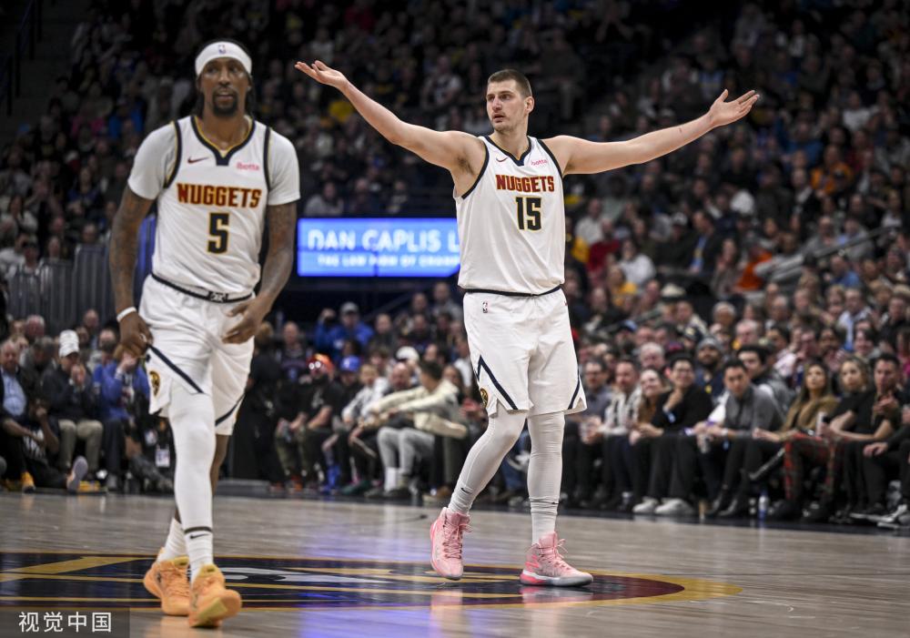 大批篮球迷 大批篮球迷