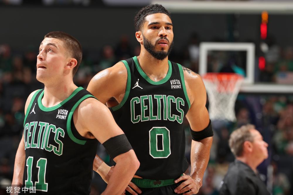 他与其他同 他与其他同